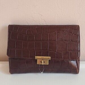 Vintage Fossil Croc Embosssed Brown Leather Clutch Wristlet Gold Twist Closure